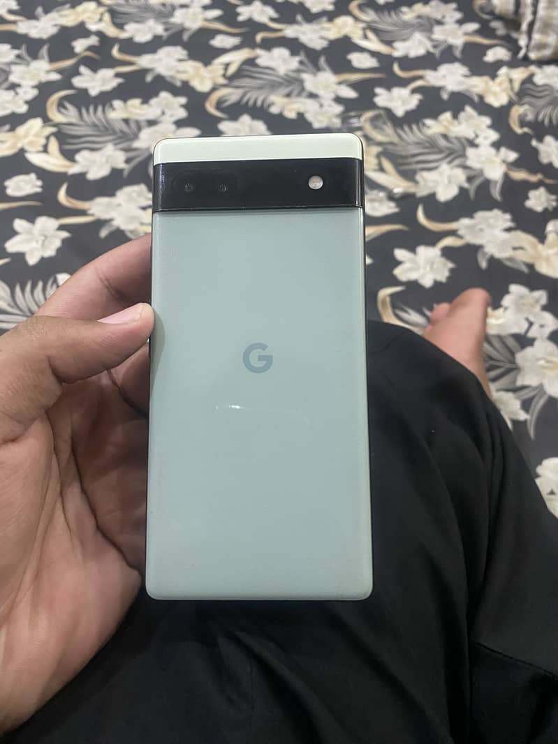 Google Pixel 6a 1