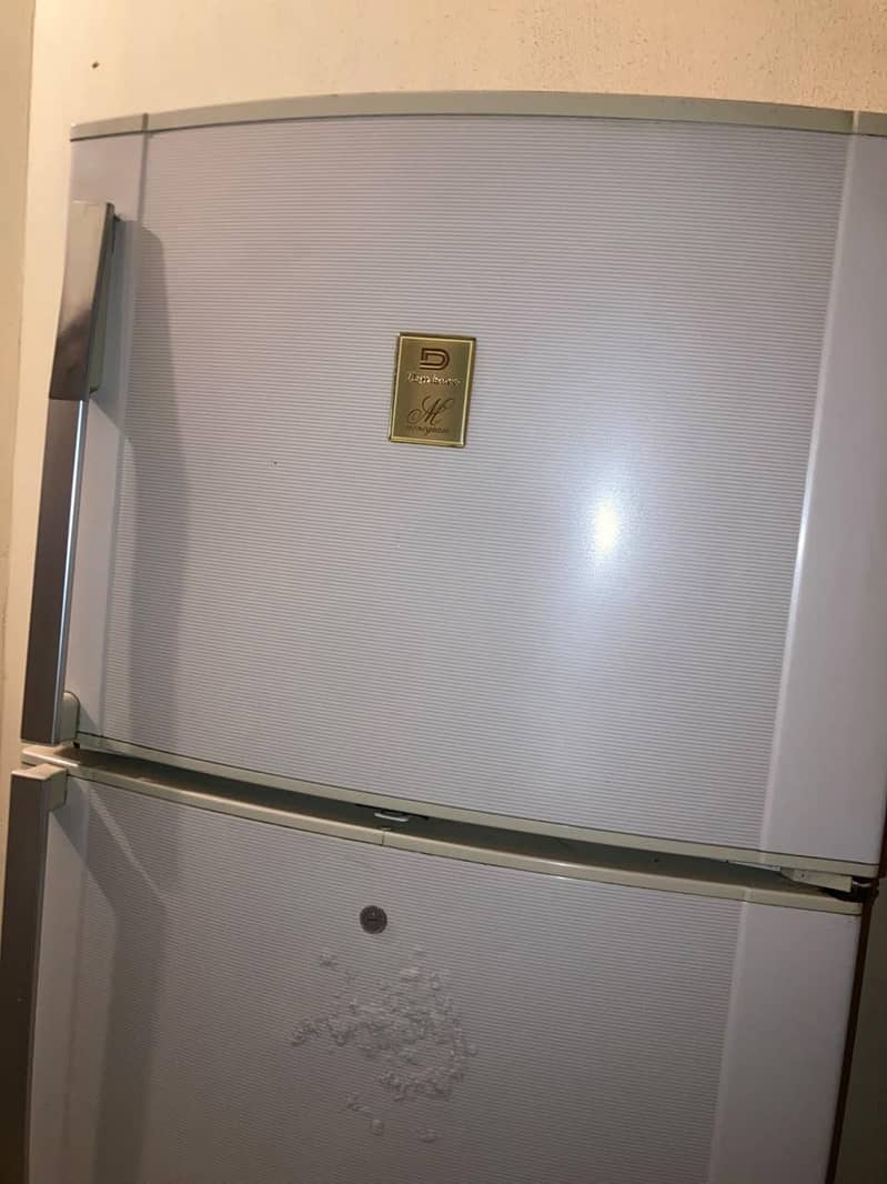Refrigerator 0