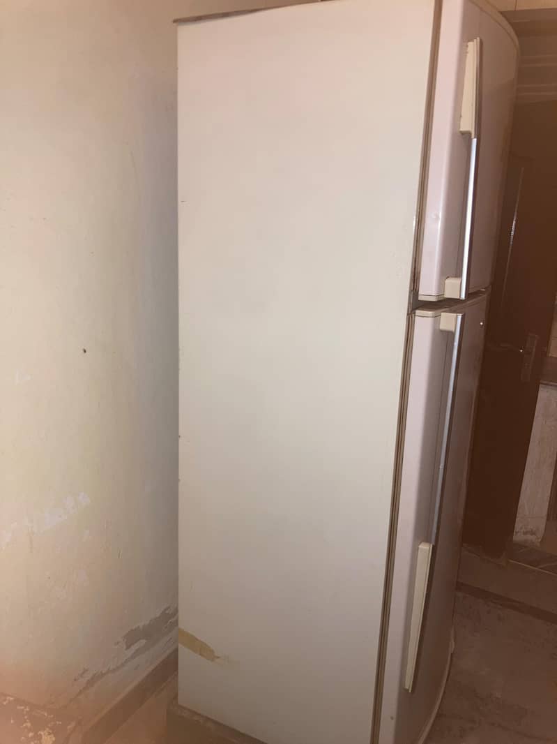 Refrigerator 1