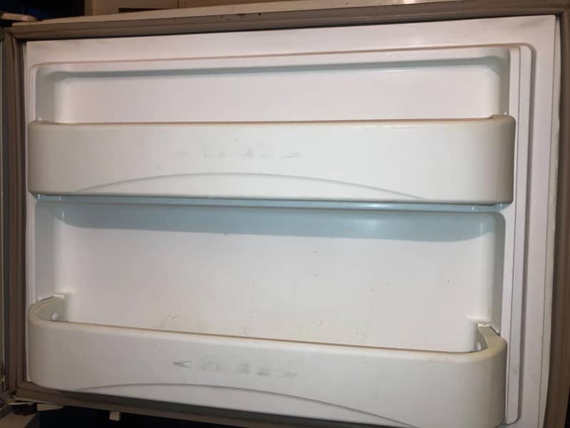 Refrigerator 4