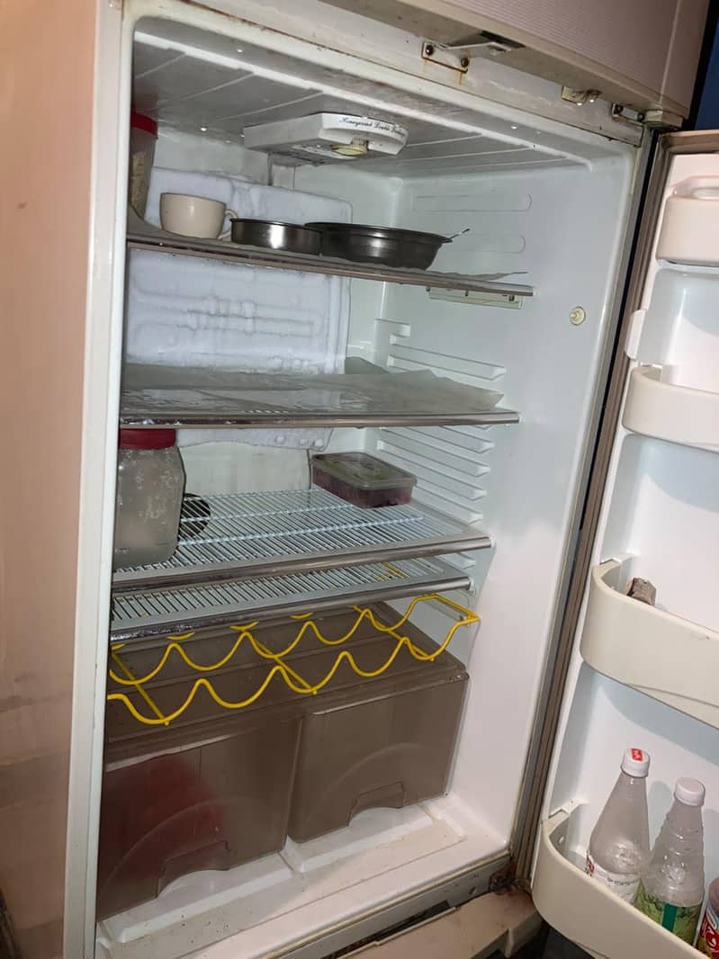 Refrigerator 7