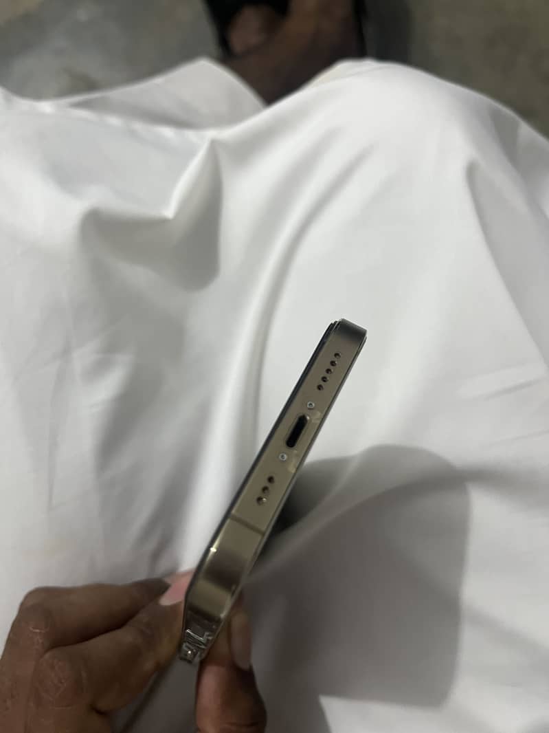 Apple iPhone 12 Pro 3