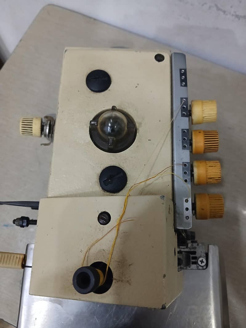 Overlocker Rimoldi Machine 3