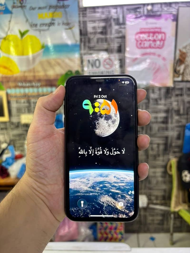 Apple iPhone 11 3