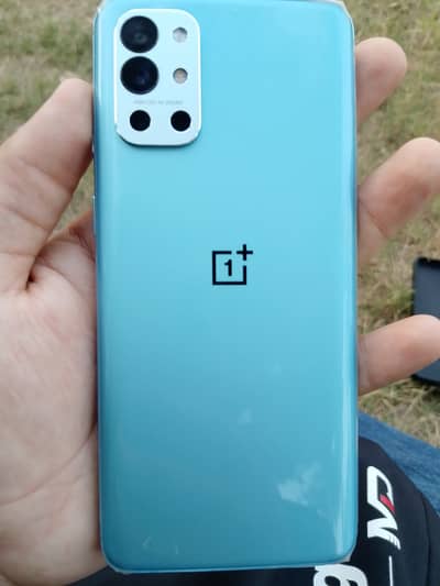 One Plus 9R and original charger