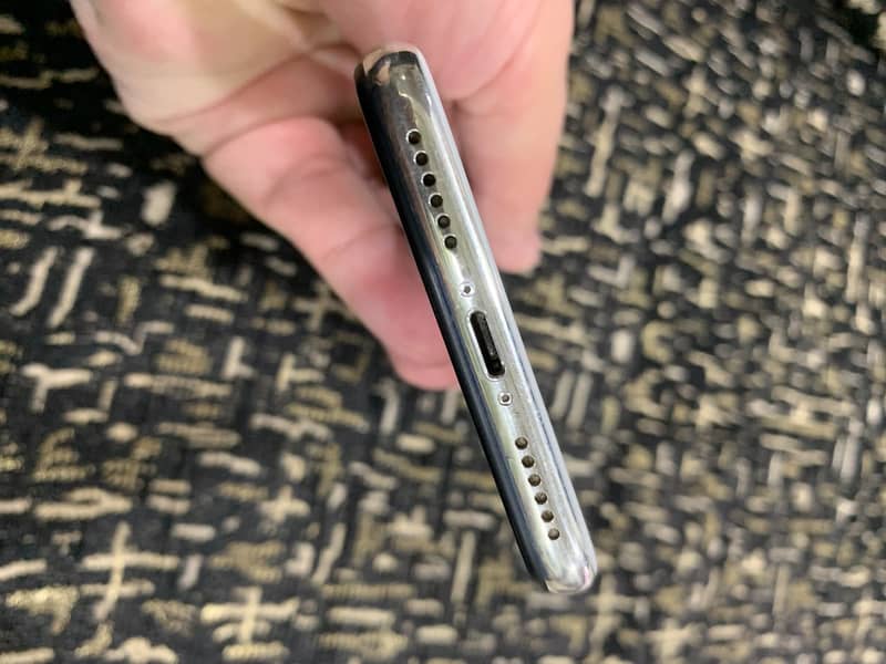 Apple iPhone X 2