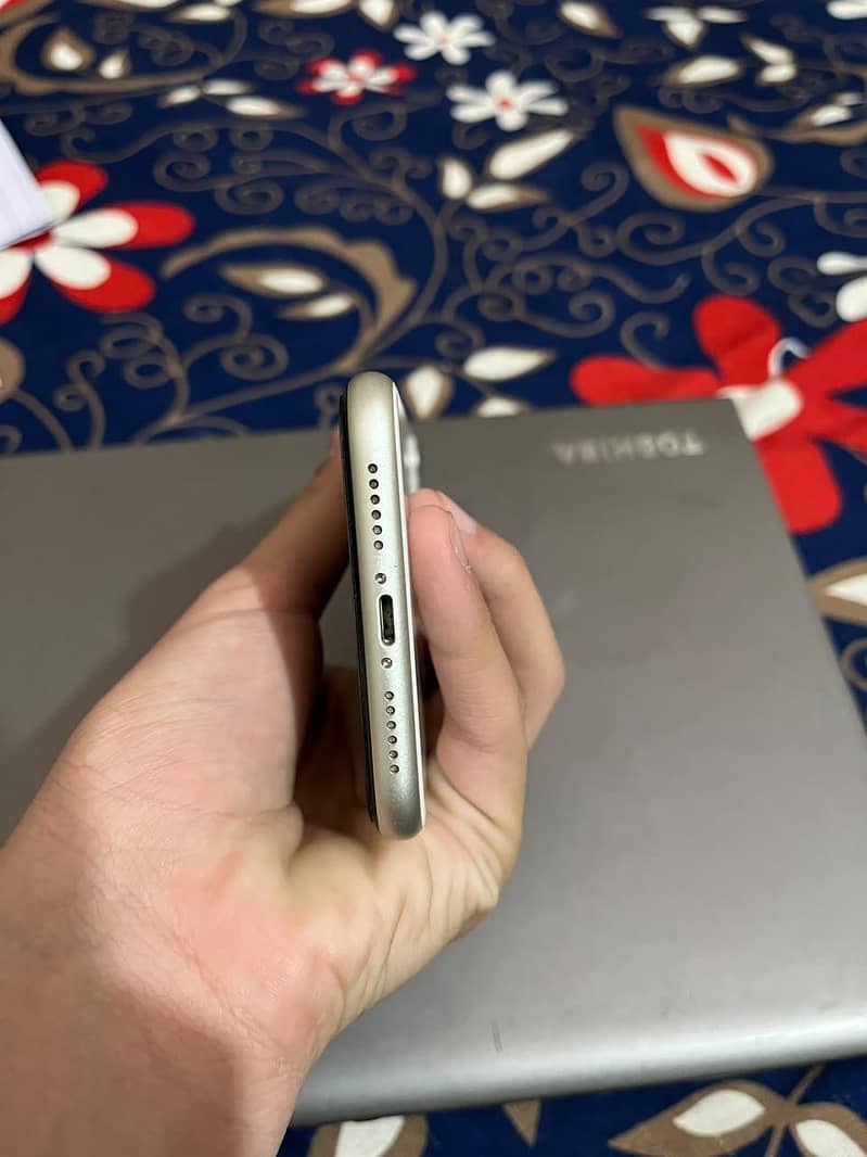 iphone 11 jv 1
