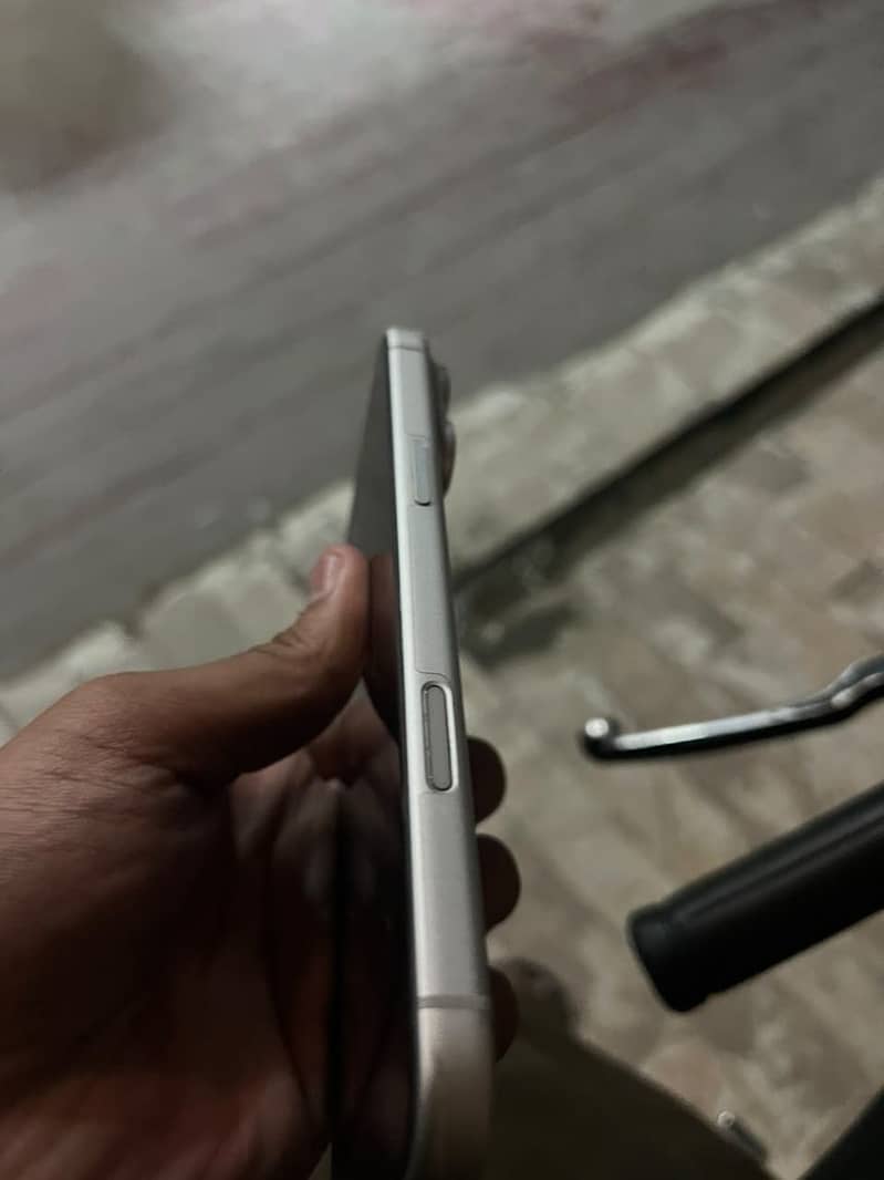 Apple iPhone 17 Pro Max 2