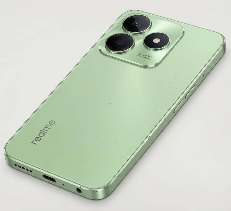 Realme C63 7
