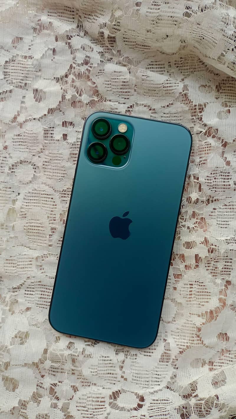 Apple iPhone 12 pro 1