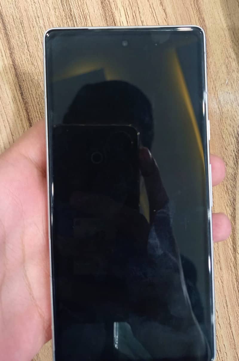 Google Pixel 7a 2
