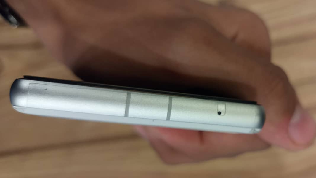 Google Pixel 7a 6