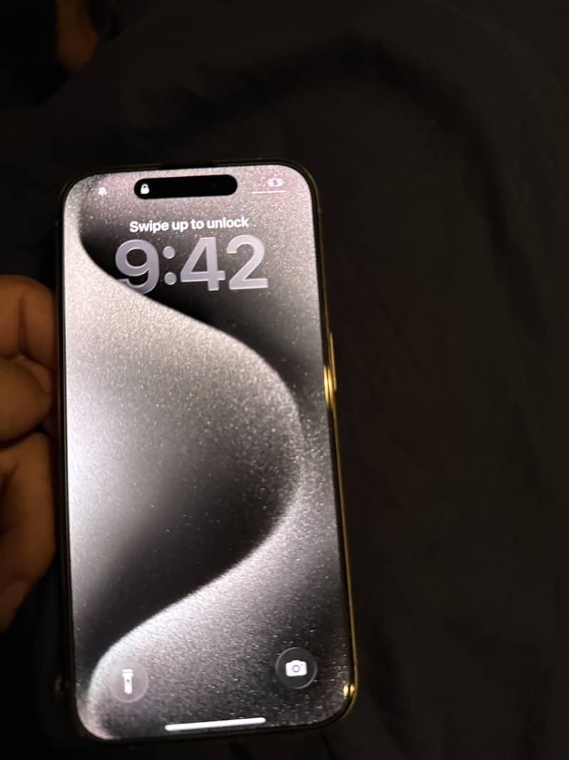 Apple iPhone 15 Pro 1