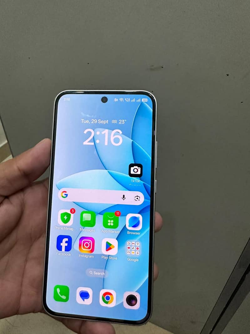 OPPO A6s 1