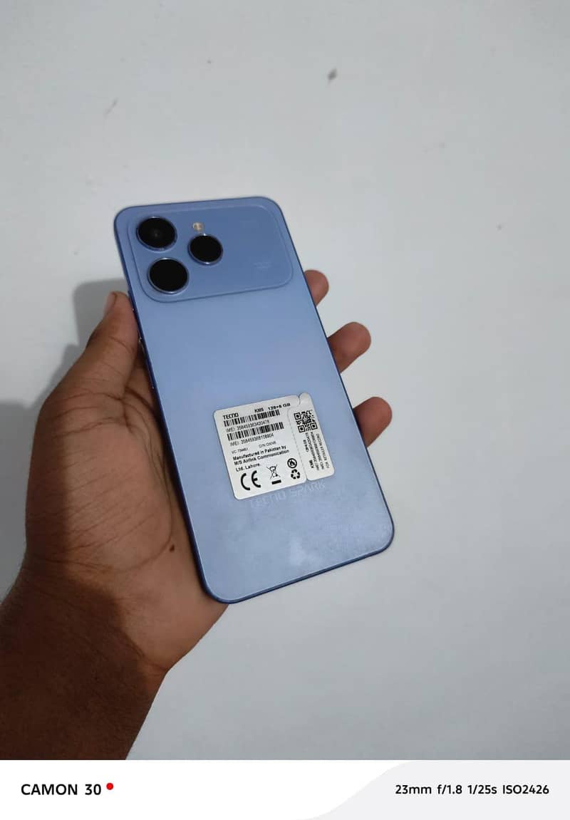 Tecno Spark 40 1