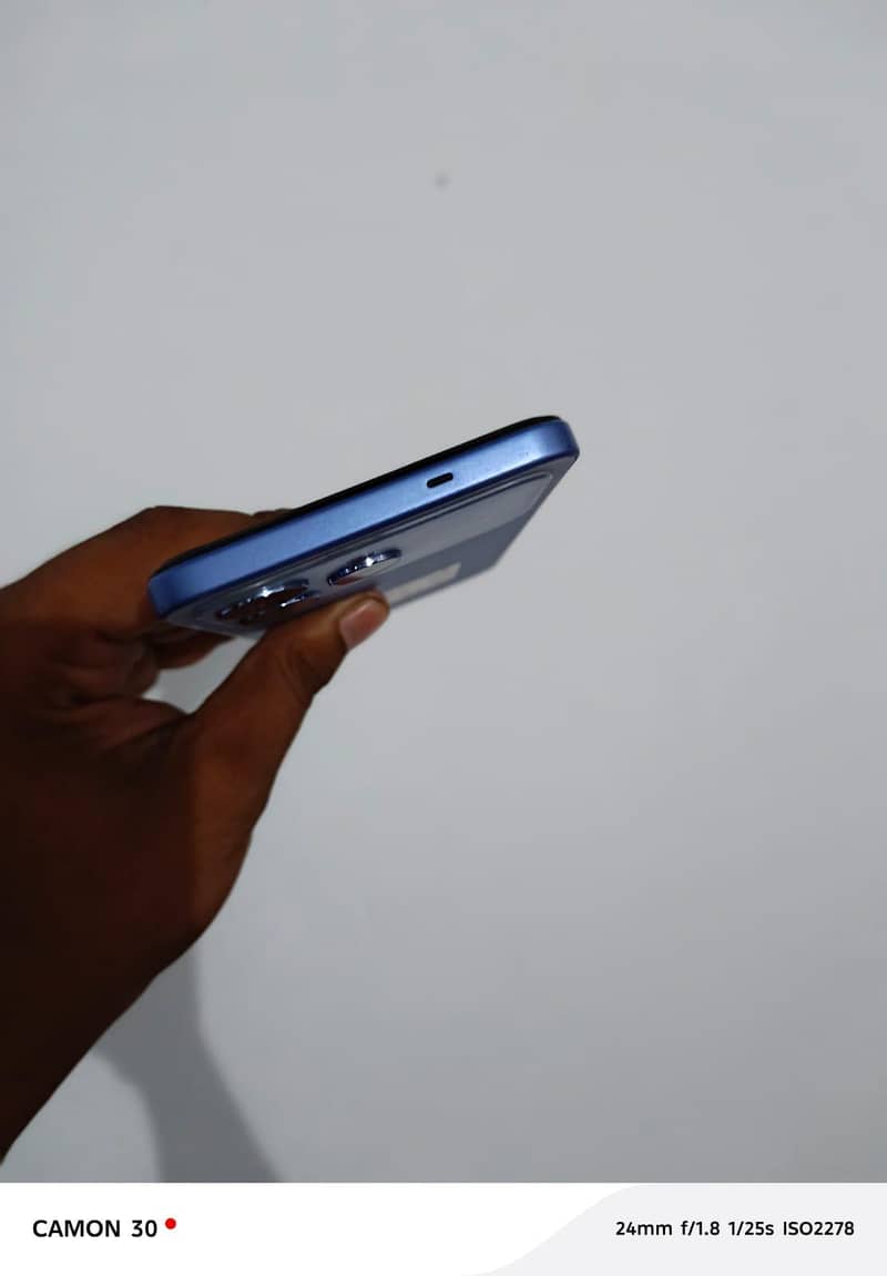 Tecno Spark 40 4