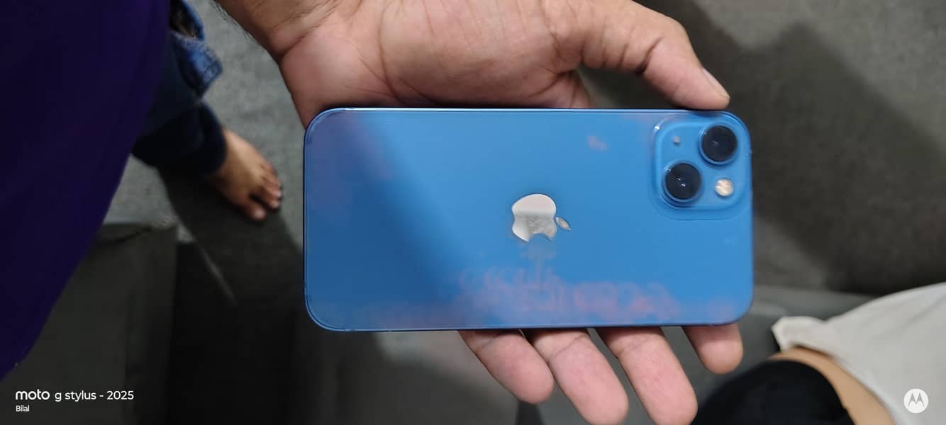 Apple iPhone 13 3