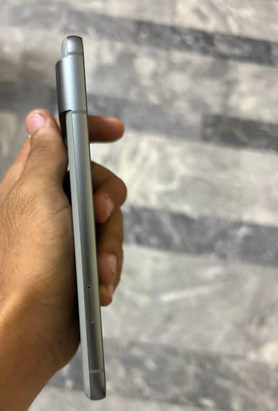 Google Pixel 8