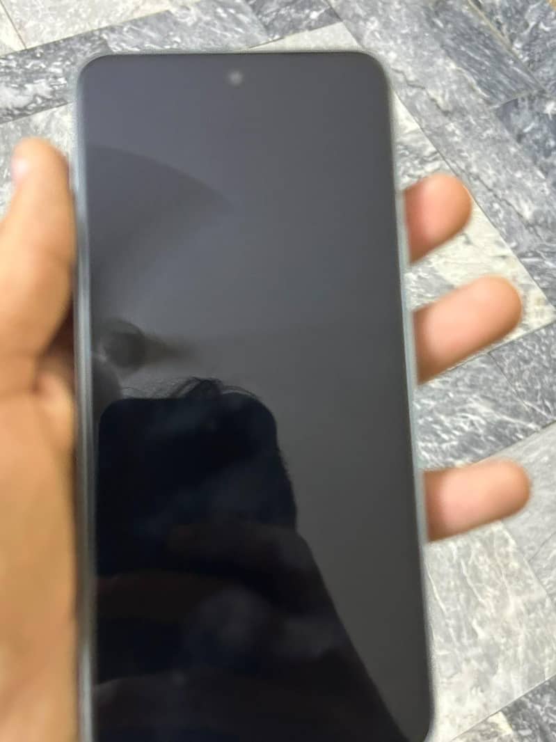 Google Pixel 8 4