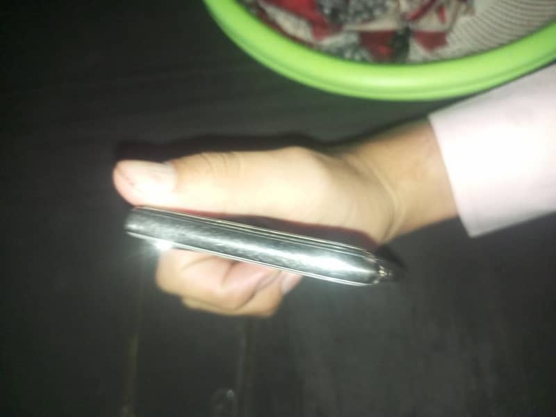 Apple iPhone X 5