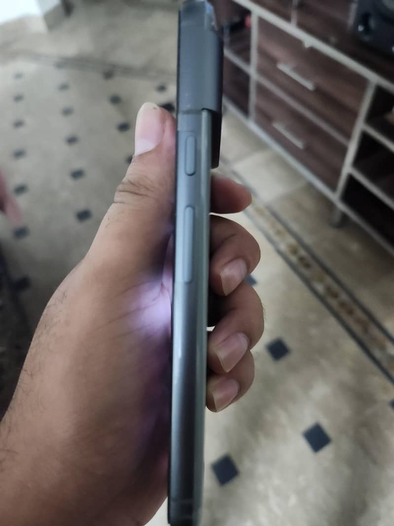 Google Pixel 8 2