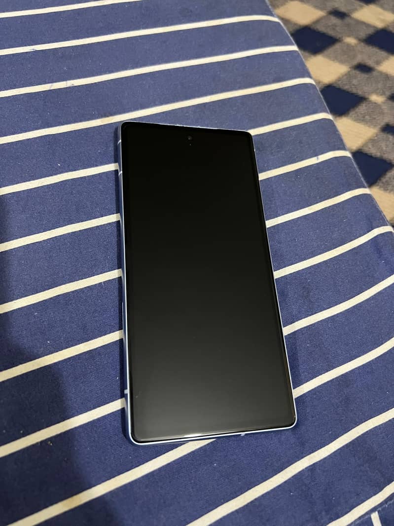 Google Pixel 7a 5