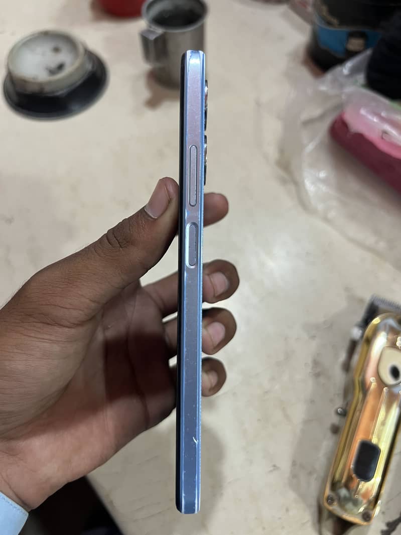 OPPO A17 1