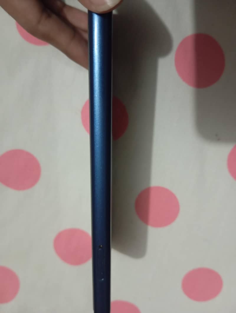 Moto e6 3