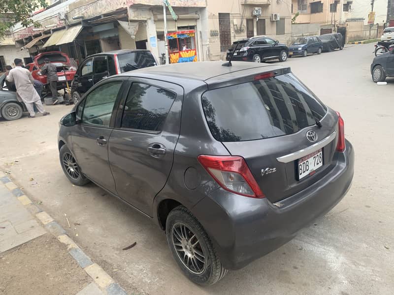 Vitz 2011 registration 2015 12