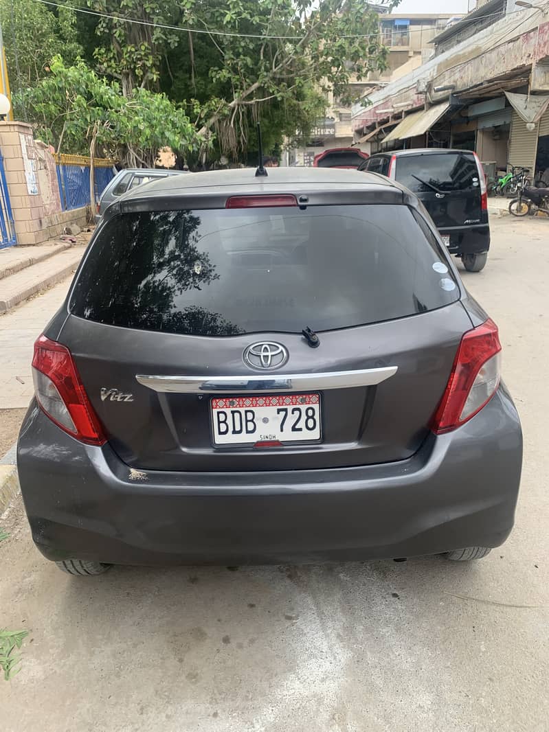 Vitz 2011 registration 2015 13