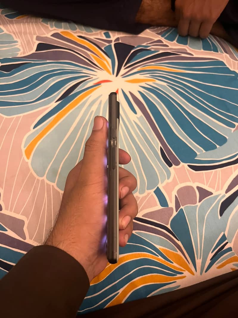 Google Pixel 6a 4