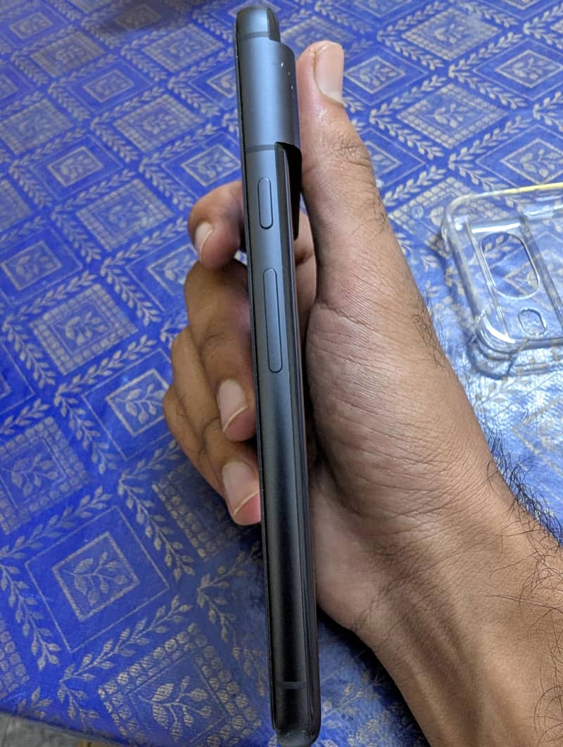 Google Pixel 8 2