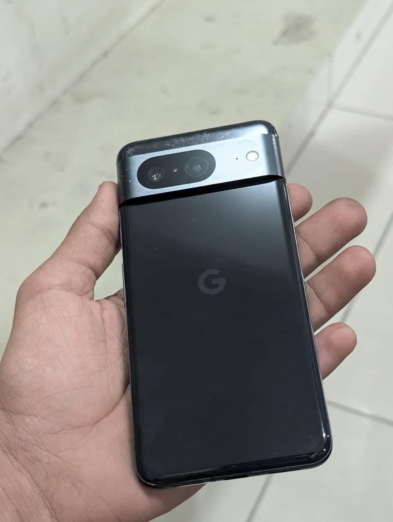 Google Pixel 8 6