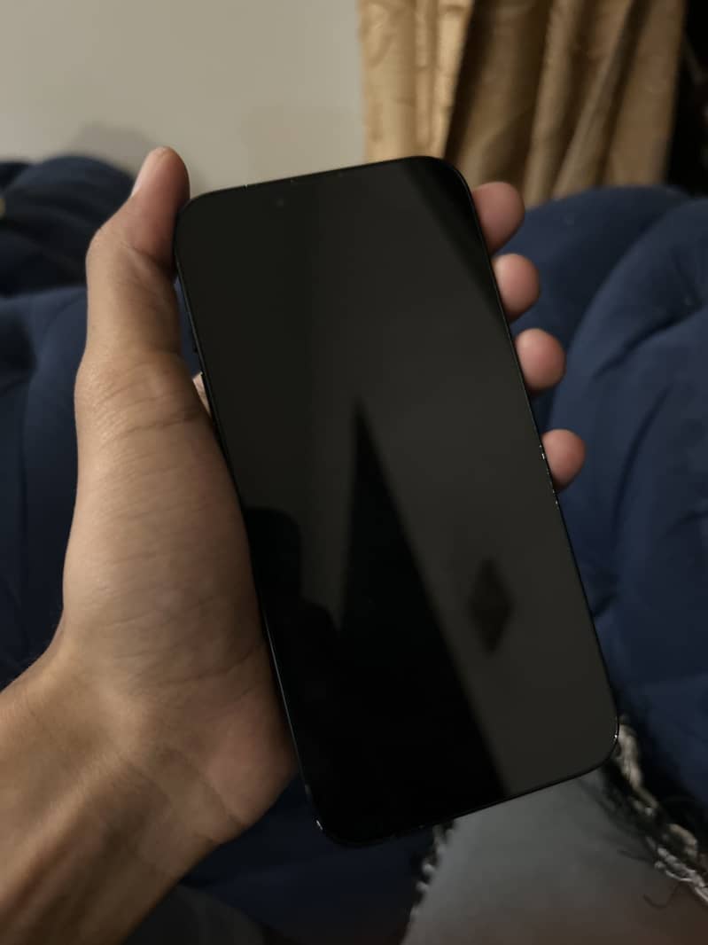 Apple iPhone 14 1