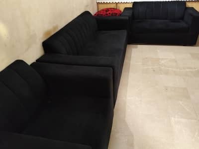 jet black sofa set