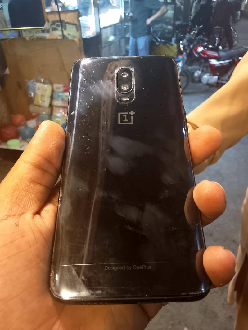 One Plus 6T 2