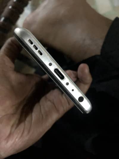 Vivo Y33