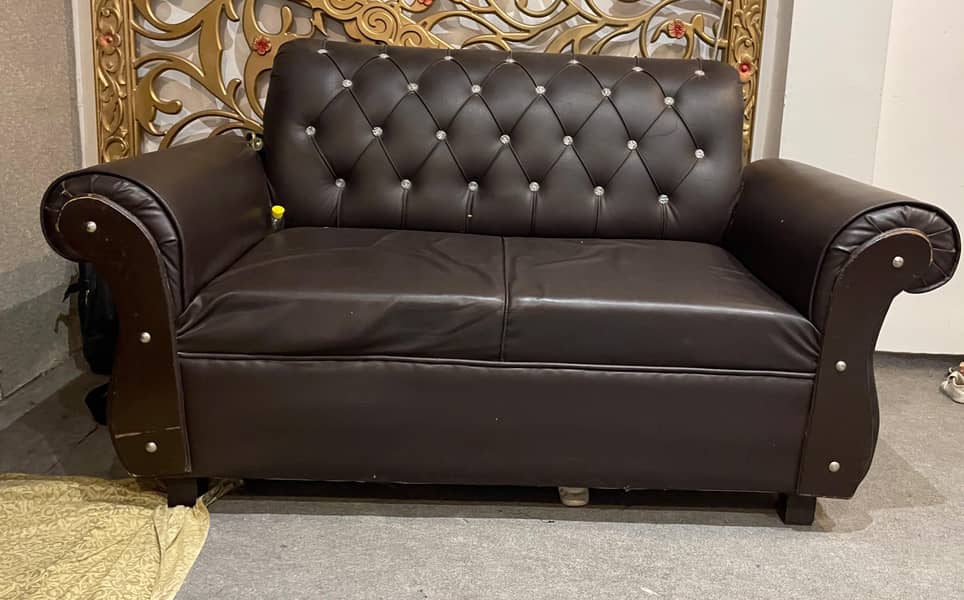 6-Seater 0