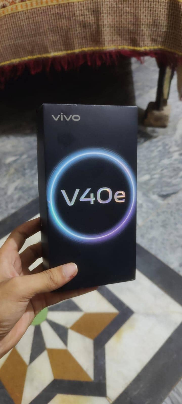 Vivo V40e 3