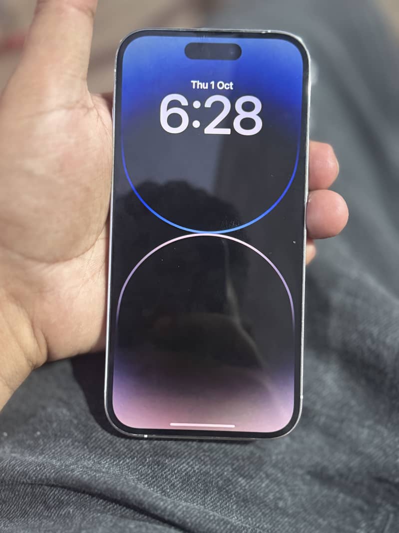 Apple iPhone 14 Pro 1