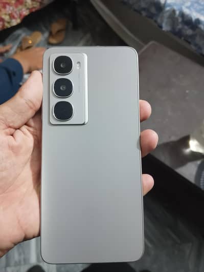 Itel City 100