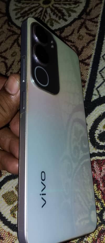 Vivo Y19s