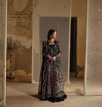 Afrozeh Formal Wear