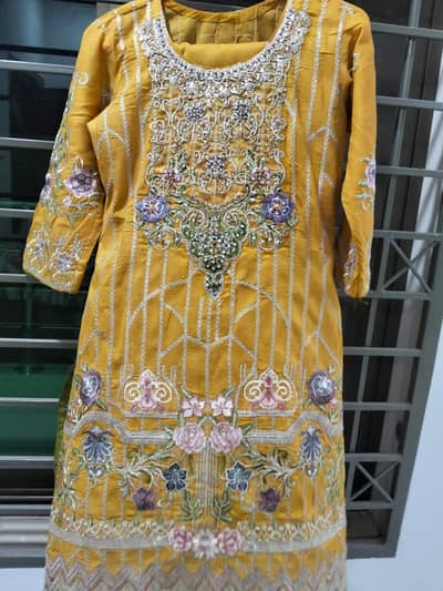 stitched 3 piece lawn embroidery suit with organza dupatta
