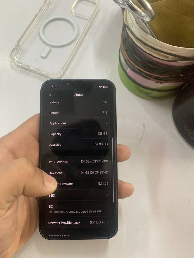 Apple iPhone 13 1