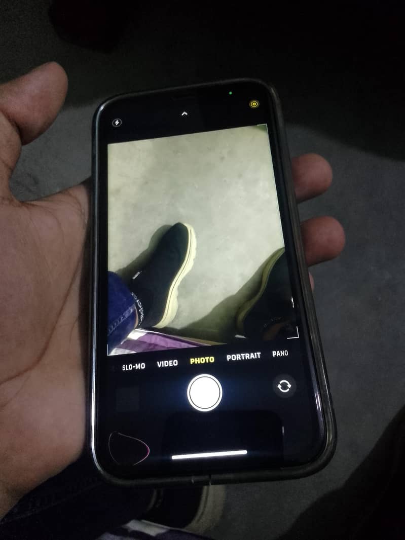 Apple iPhone XR 4