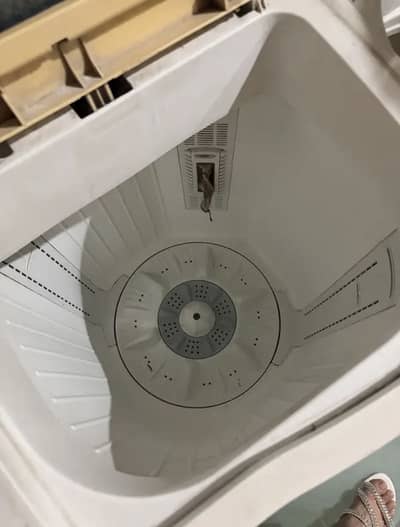 Kenwood  9 kg washing machine 100 % working