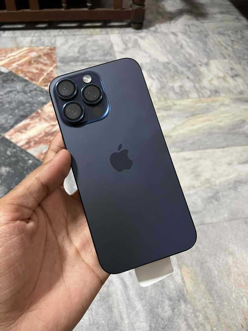 Iphone 15 pro max 2