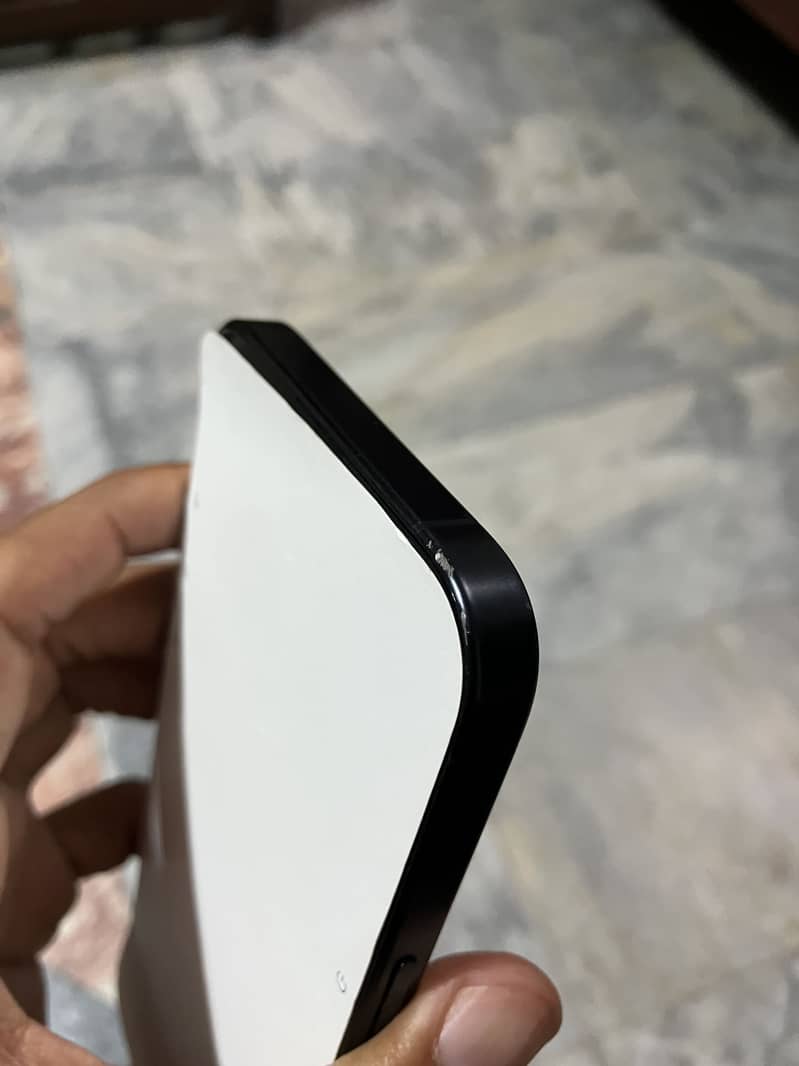 Iphone 15 pro max 4