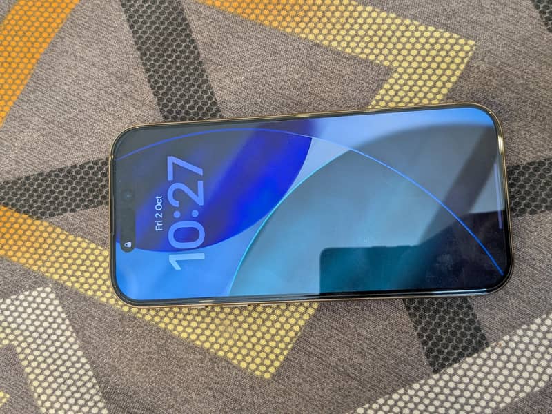 Apple iPhone 16 Pro 4